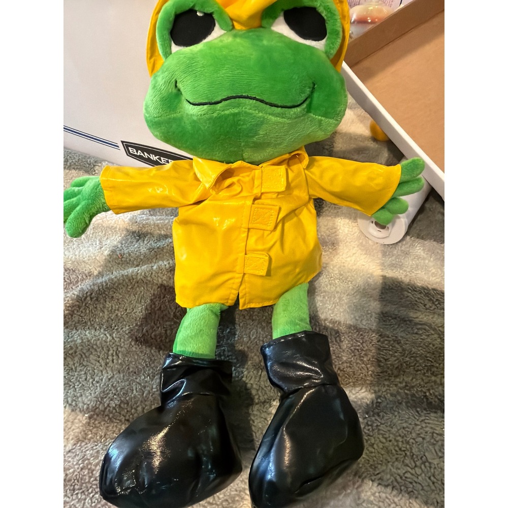 Hobby Lobby Green Frog Plush in Yellow Raincoat Hat and Black Boots 9116590